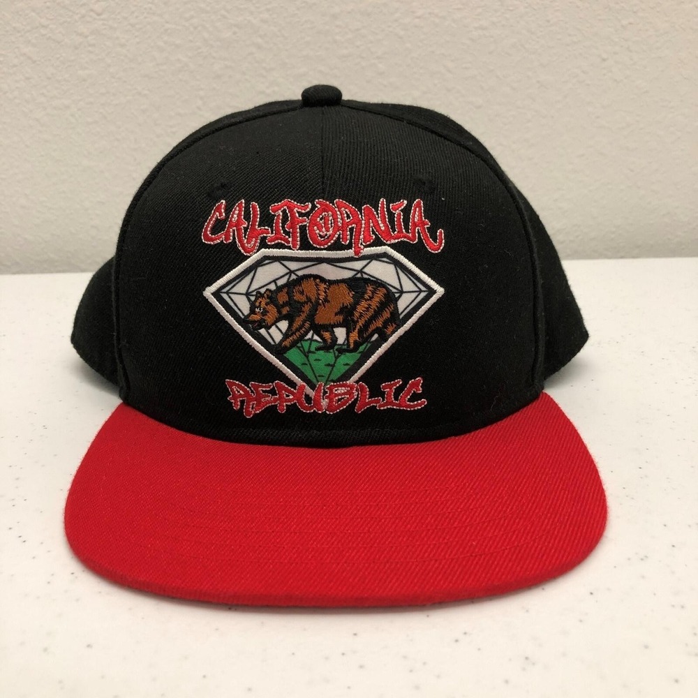 California Republic Hat Cap Snap Back Mens One Size Black Red Bear Logo Tokes